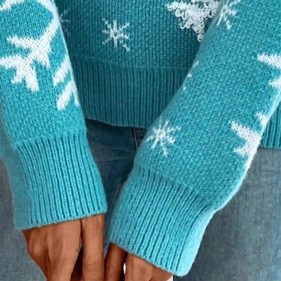 Cozy Mint Blue Christmas Holiday Festive Oversized Sweater Top - Picture 4 of 8